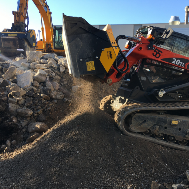MB Crushers Padding Bucket | Model MB-HDS220 | Width 87" | Oil Flow Range 24-70 GPM | For Backhoe Loaders, Loaders & Skid Steers