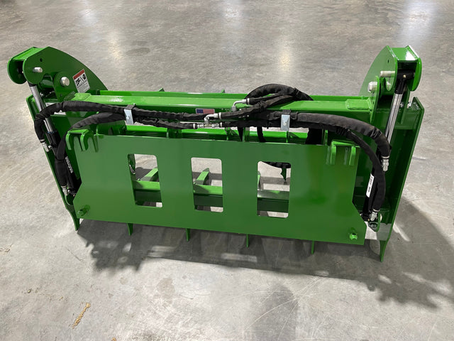 Top Dog Attachments | Granite Grapple John Deere Mount