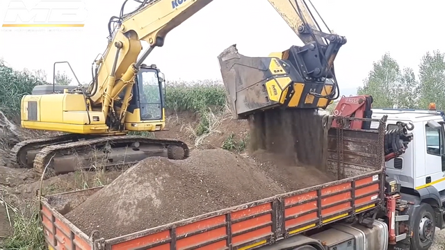 MB Crusher Shafts Screener Model MB-HDS533