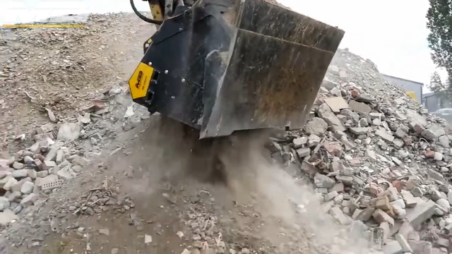 MB Crusher Shafts Screener Model MB-HDS533