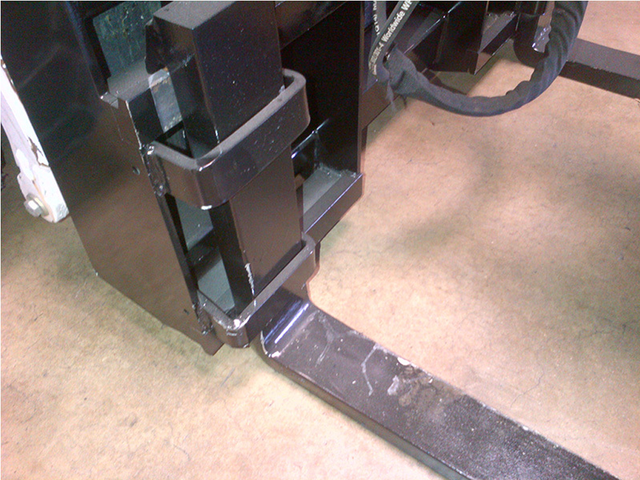 BLUE DIAMOND | Mat Grapple for Skid Steer