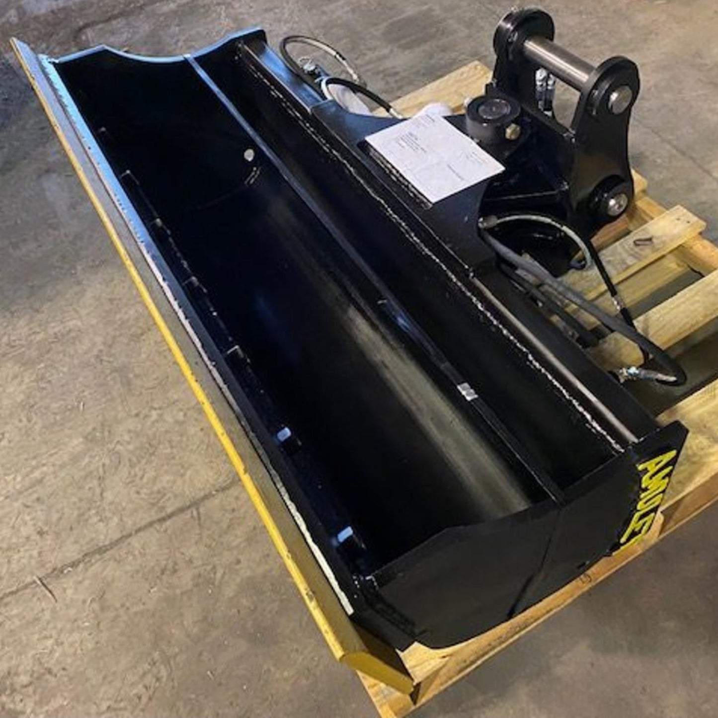 Amulet | High Capacity Excavator Tilt Bucket