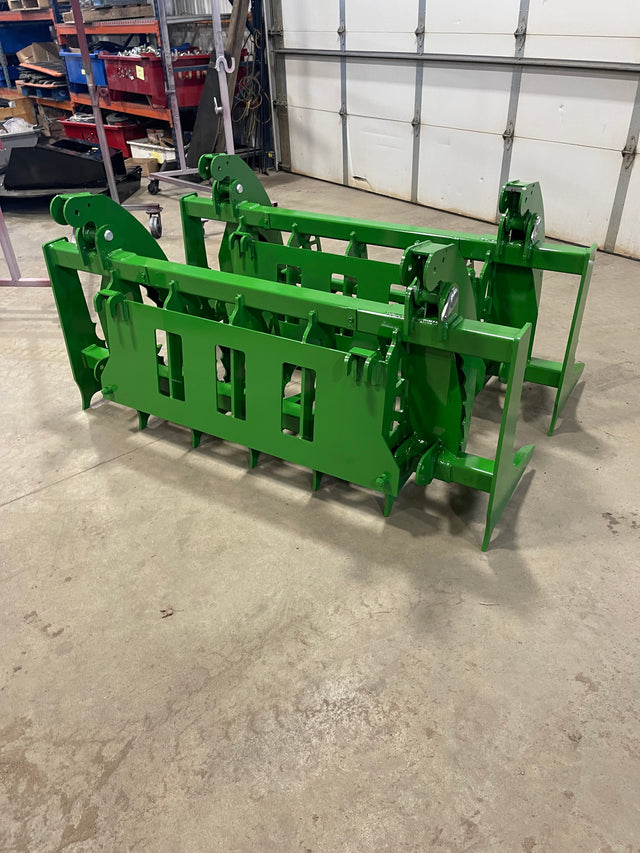 Top Dog Attachments | Granite Grapple John Deere Mount