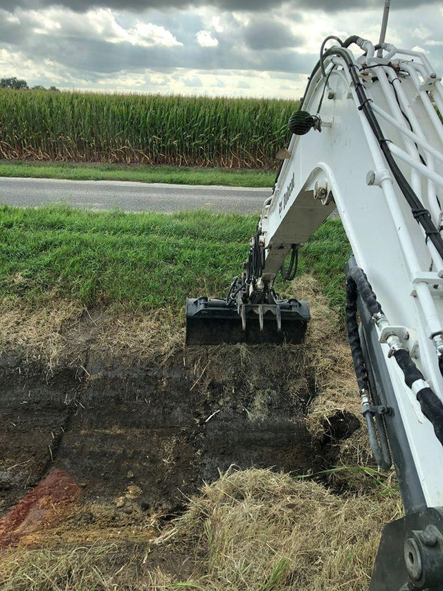 MONGO Excavator Tilt Buckets