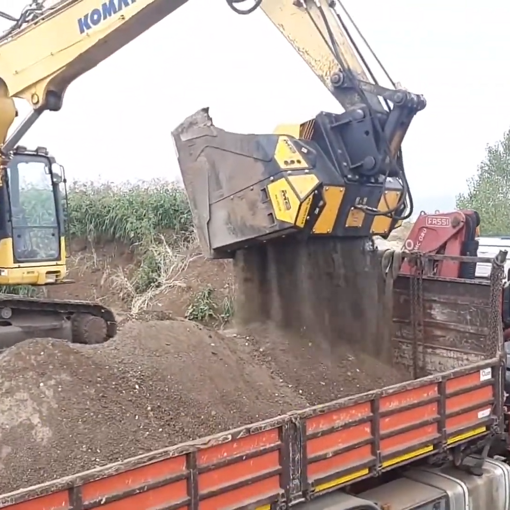 MB Crusher Shafts Screener Model MB-HDS533