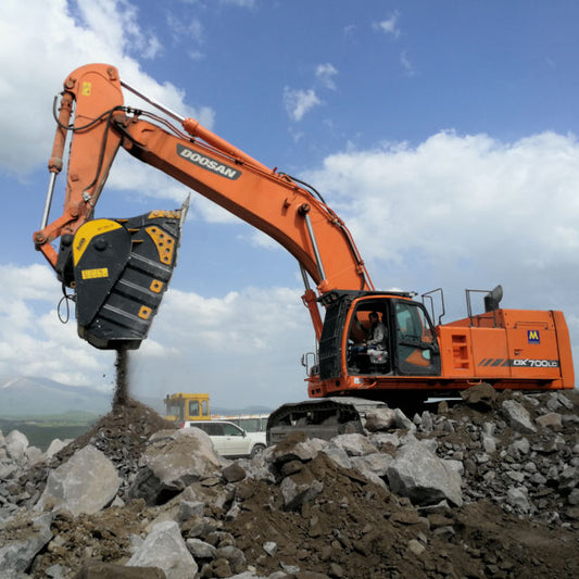 DOOSAN_BF150.10 excavator working on a construction site with a blue sky in the background.