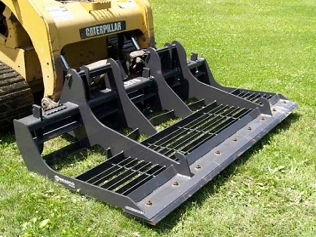 Paladin Land Sculpture for Machines With Universal Skid Steer Coupler