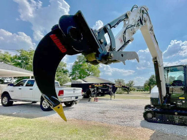 MONGO 37′′ Standard Ripper Attachment for Excavators, 5000-13000 lbs.