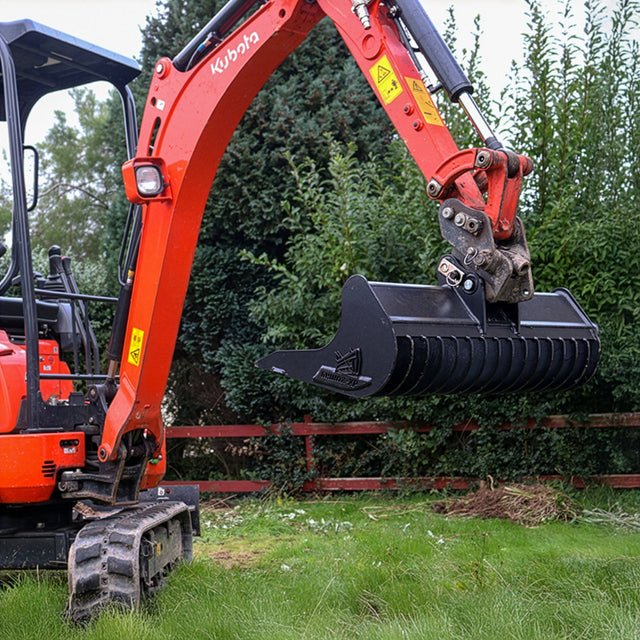 Kubota U27-4 Quick Attach Rake Riddle Bucket 48" / 1200mm