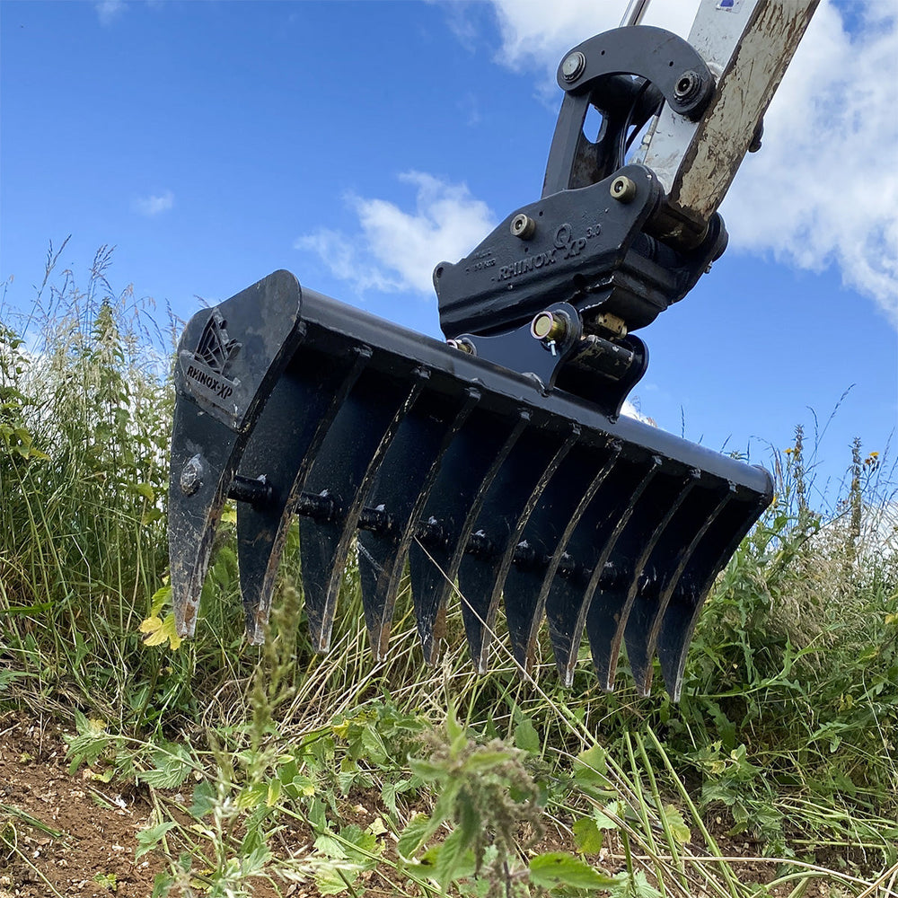 Bobcat E32 X-CHANGE Land Rake 48" / 1200mm