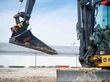Mongo | Spade Bucket For Excavator (2000-10000 lbs.)