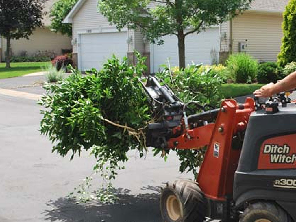Bradco | TSG10 Tree and Shrub Grapple for Mini Loader Skid Steer