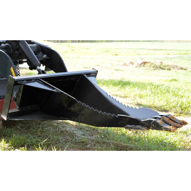 Loflin Fabrication Compact Tractor Stump Bucket